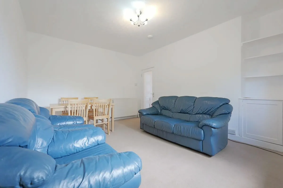 2 Bedroom   Flat