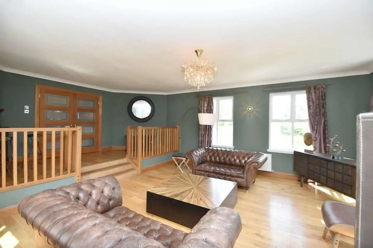 5 Bedroom   House