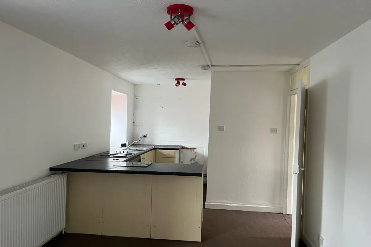 1 Bedroom   Flat