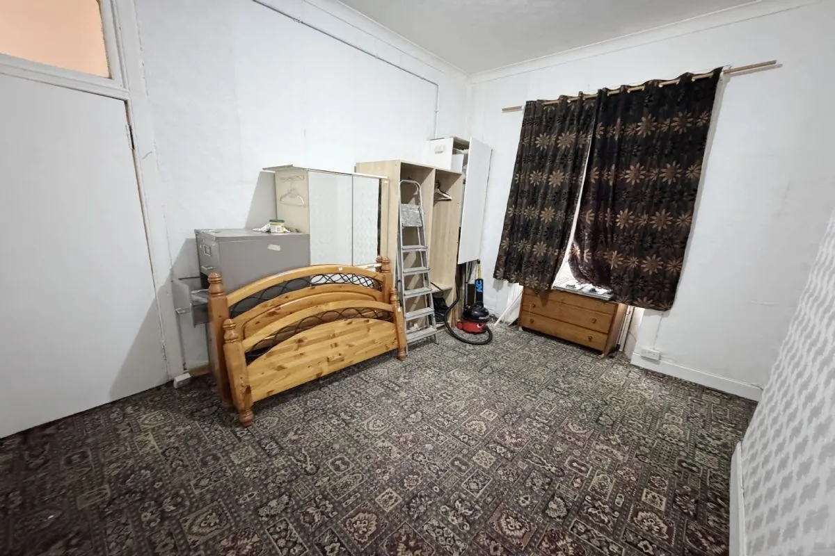3 Bedroom   Flat