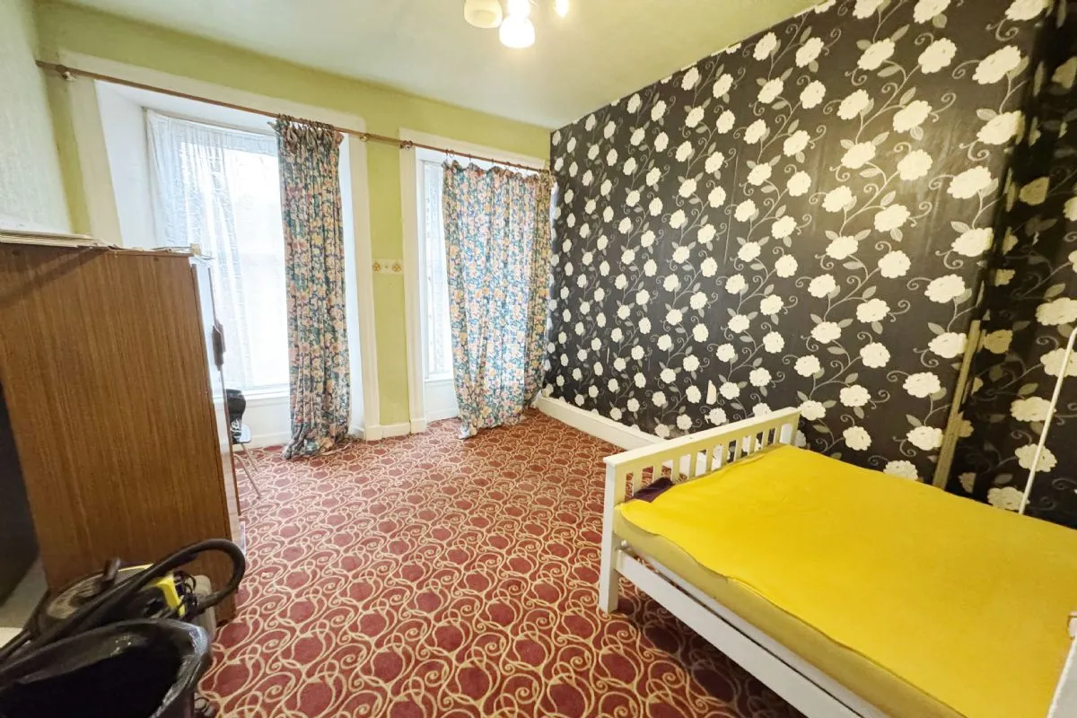 3 Bedroom   Flat