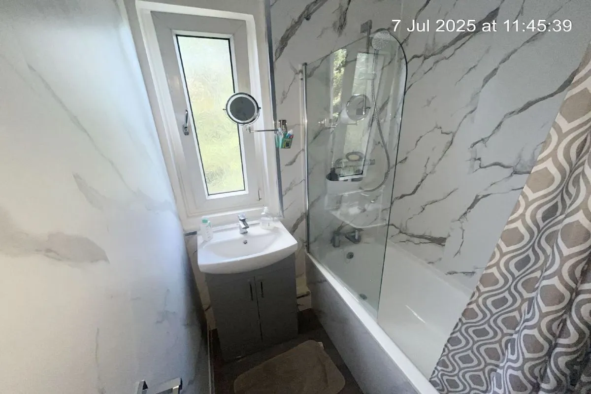 3 Bedroom   Flat