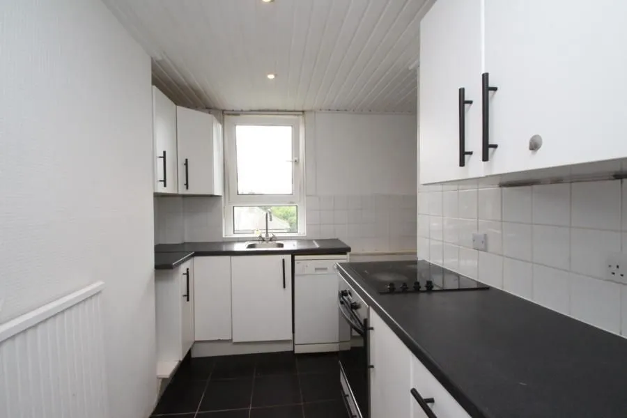 2 Bedroom   Flat