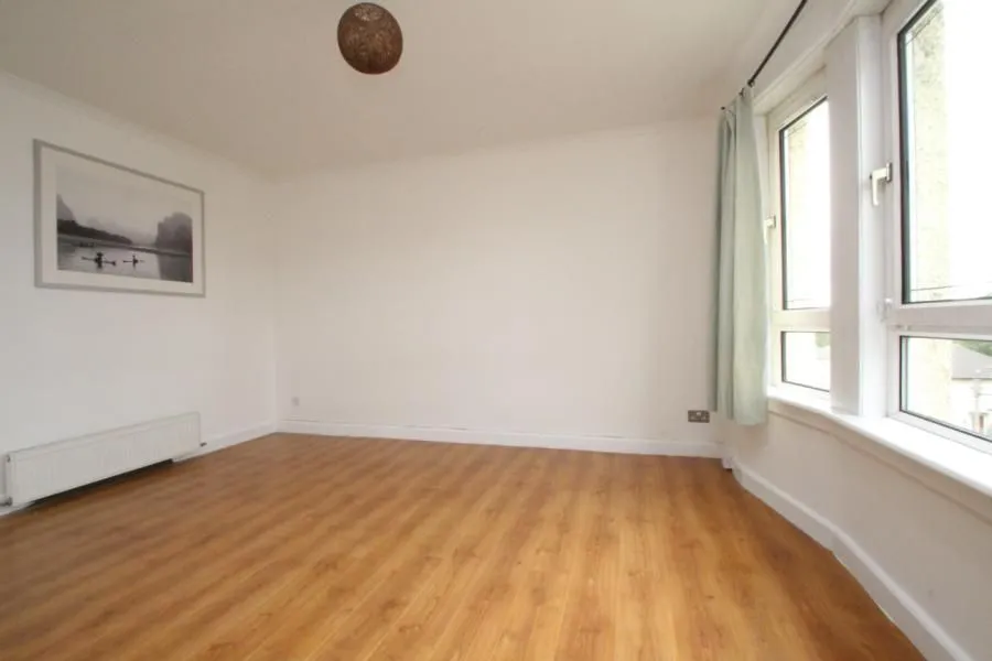 2 Bedroom   Flat