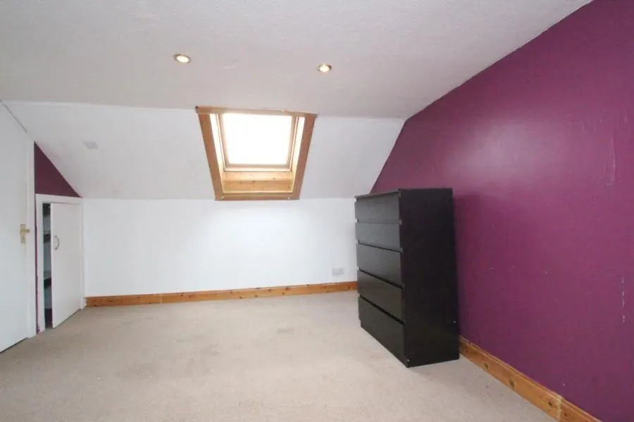 2 Bedroom   Flat
