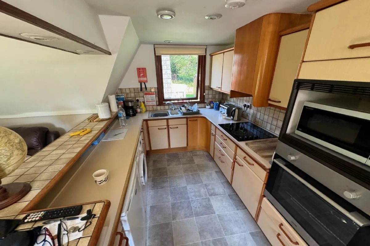 2 Bedroom   House