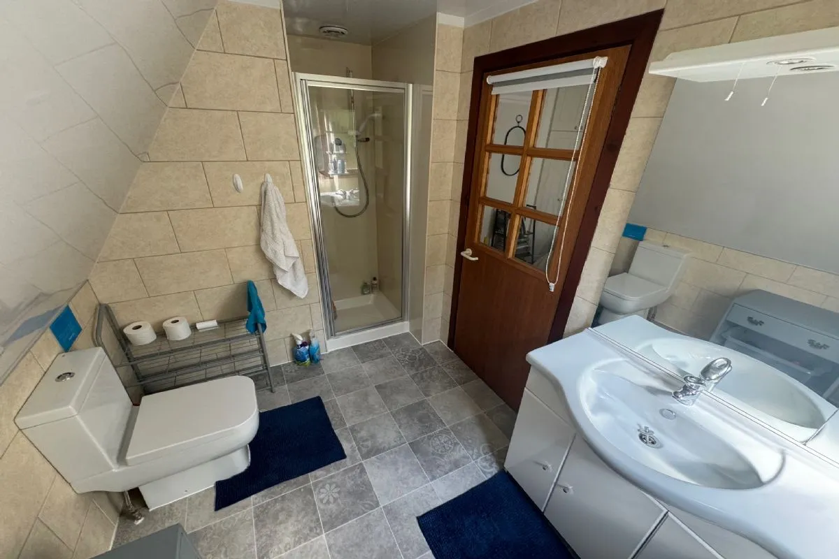 2 Bedroom   House