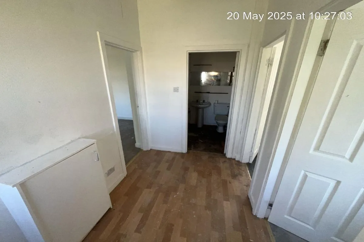 1 Bedroom   Flat