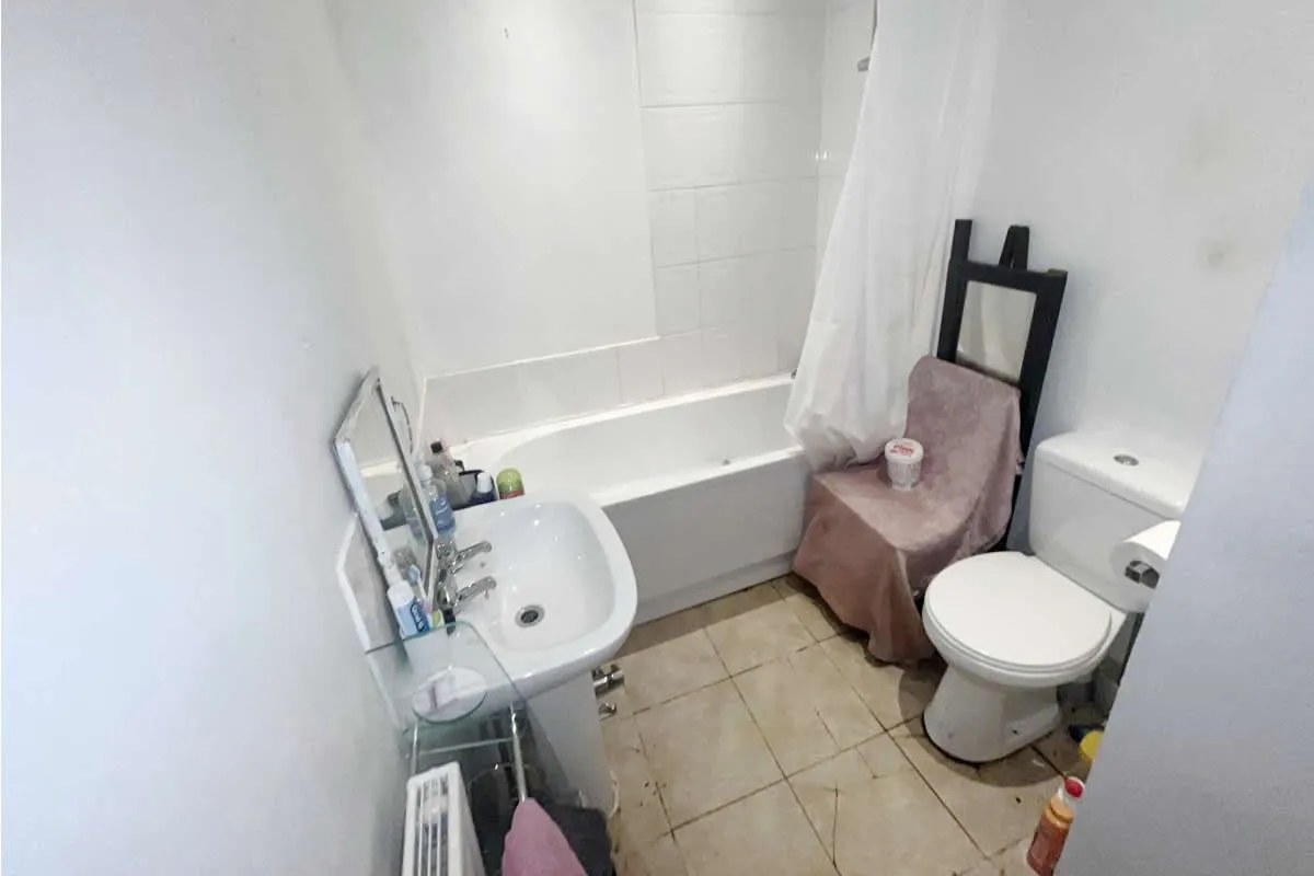 1 Bedroom   Flat