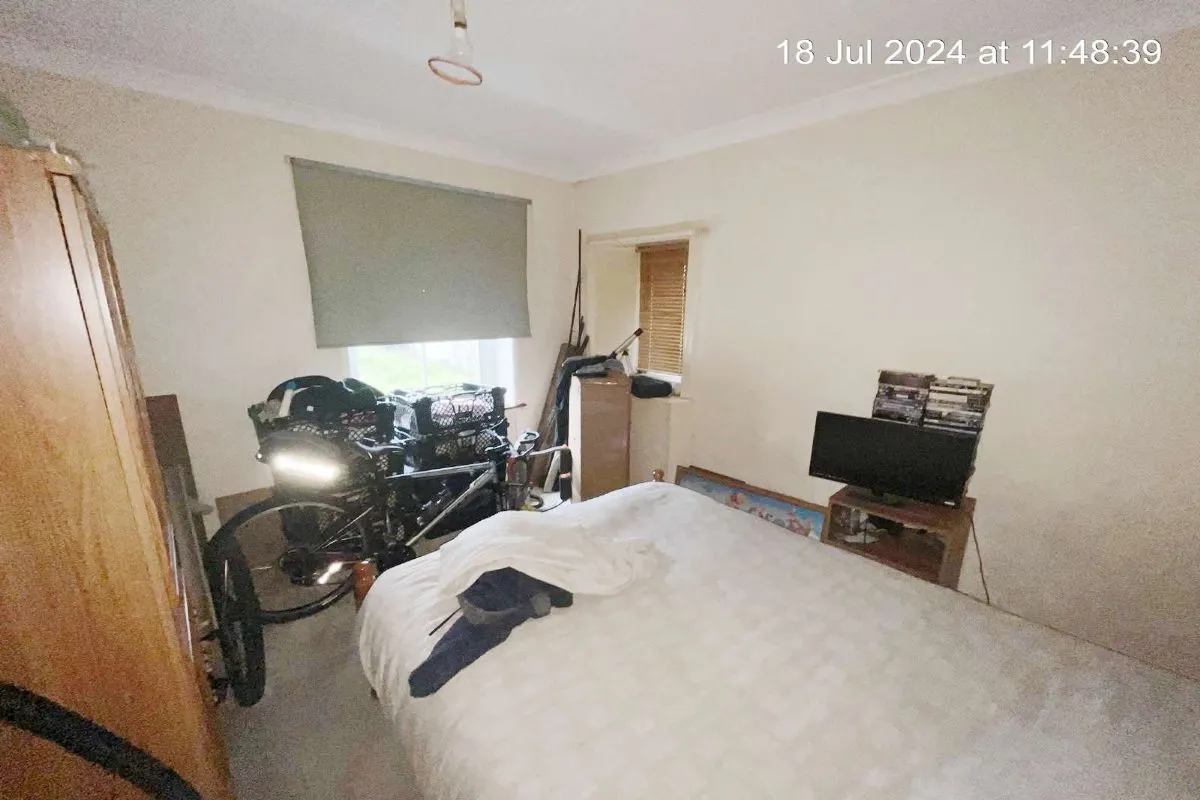 1 Bedroom   Flat