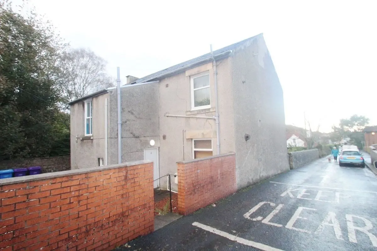 1 Bedroom   Flat