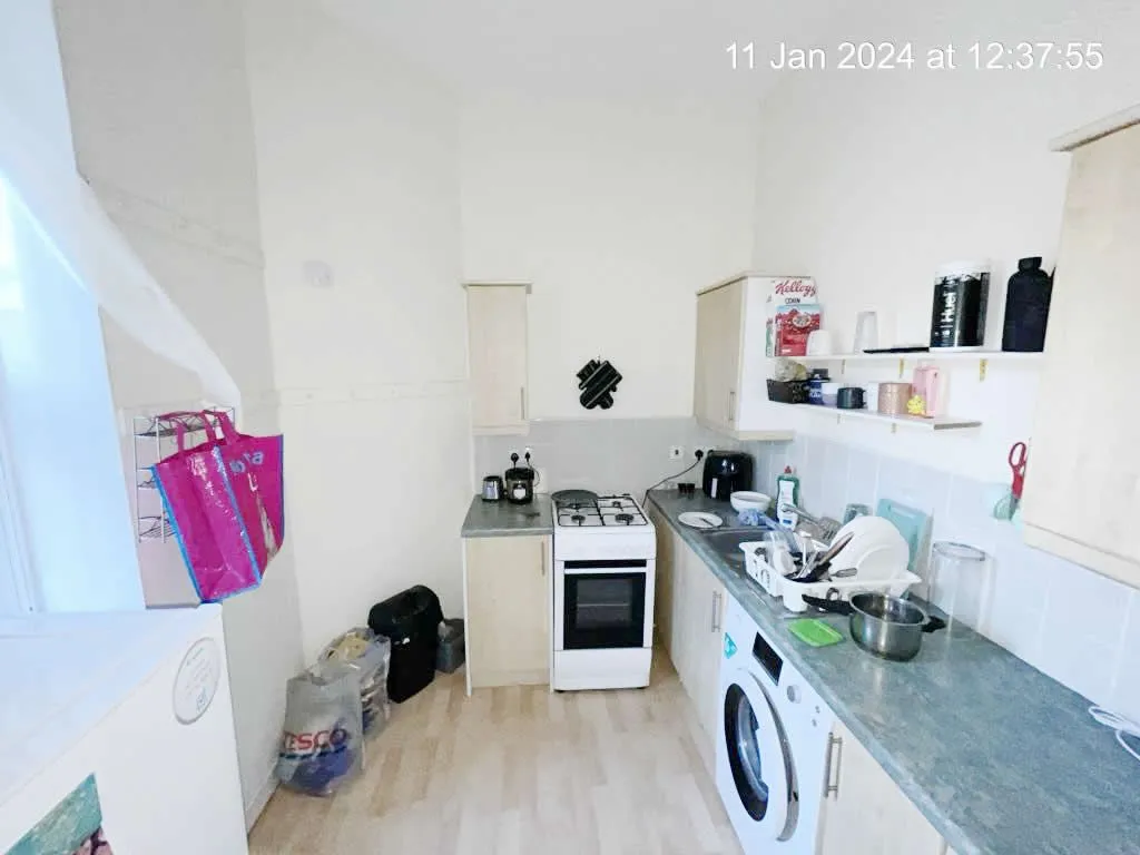 1 Bedroom   Flat
