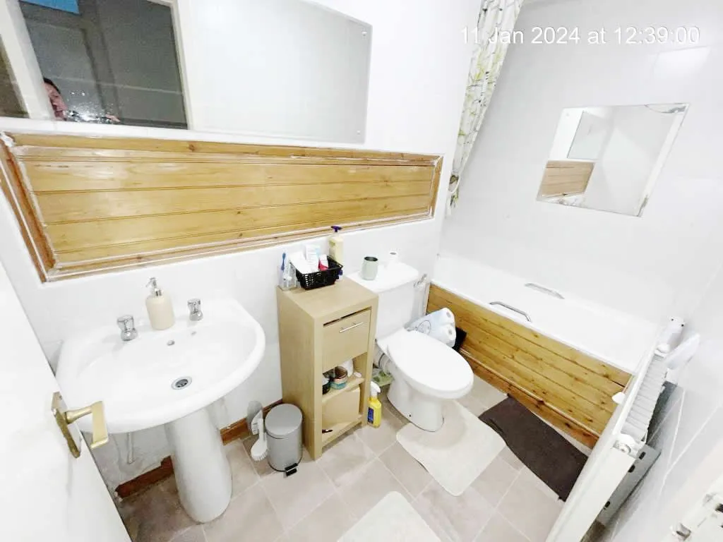 1 Bedroom   Flat