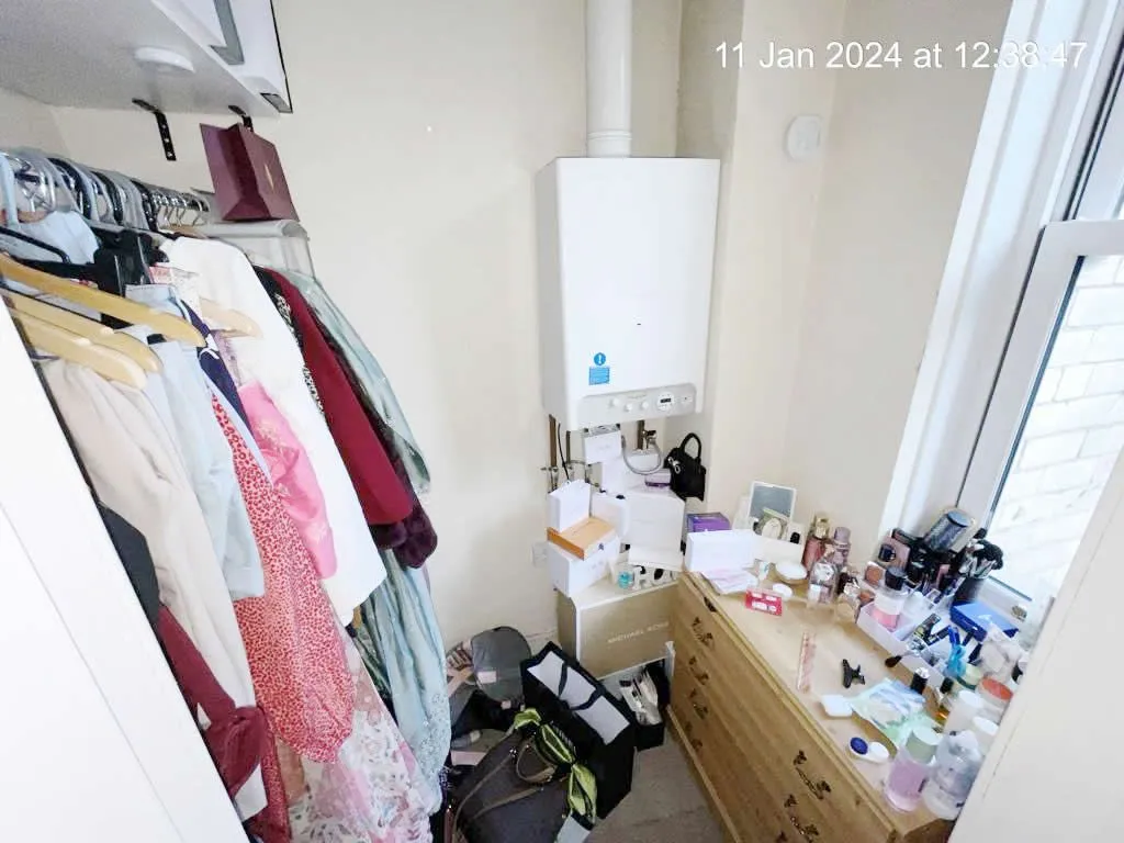 1 Bedroom   Flat