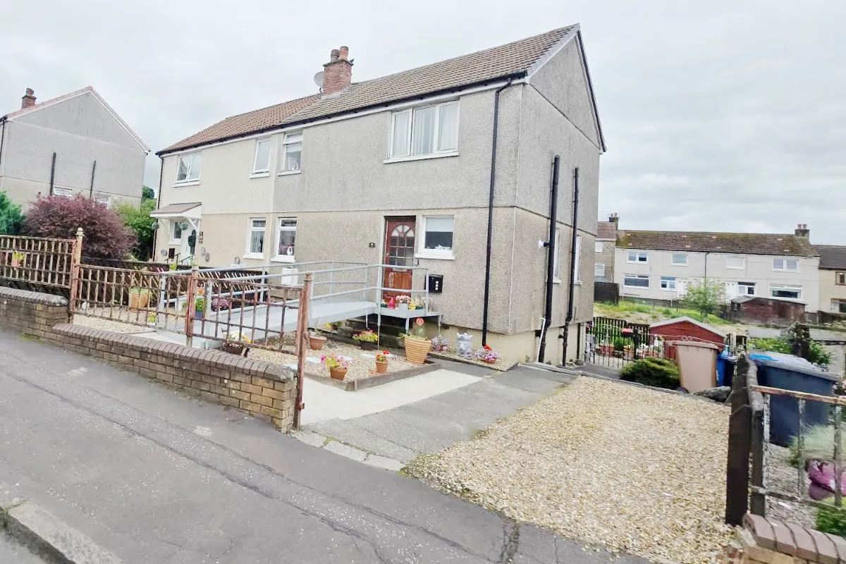 3 Bedroom   House