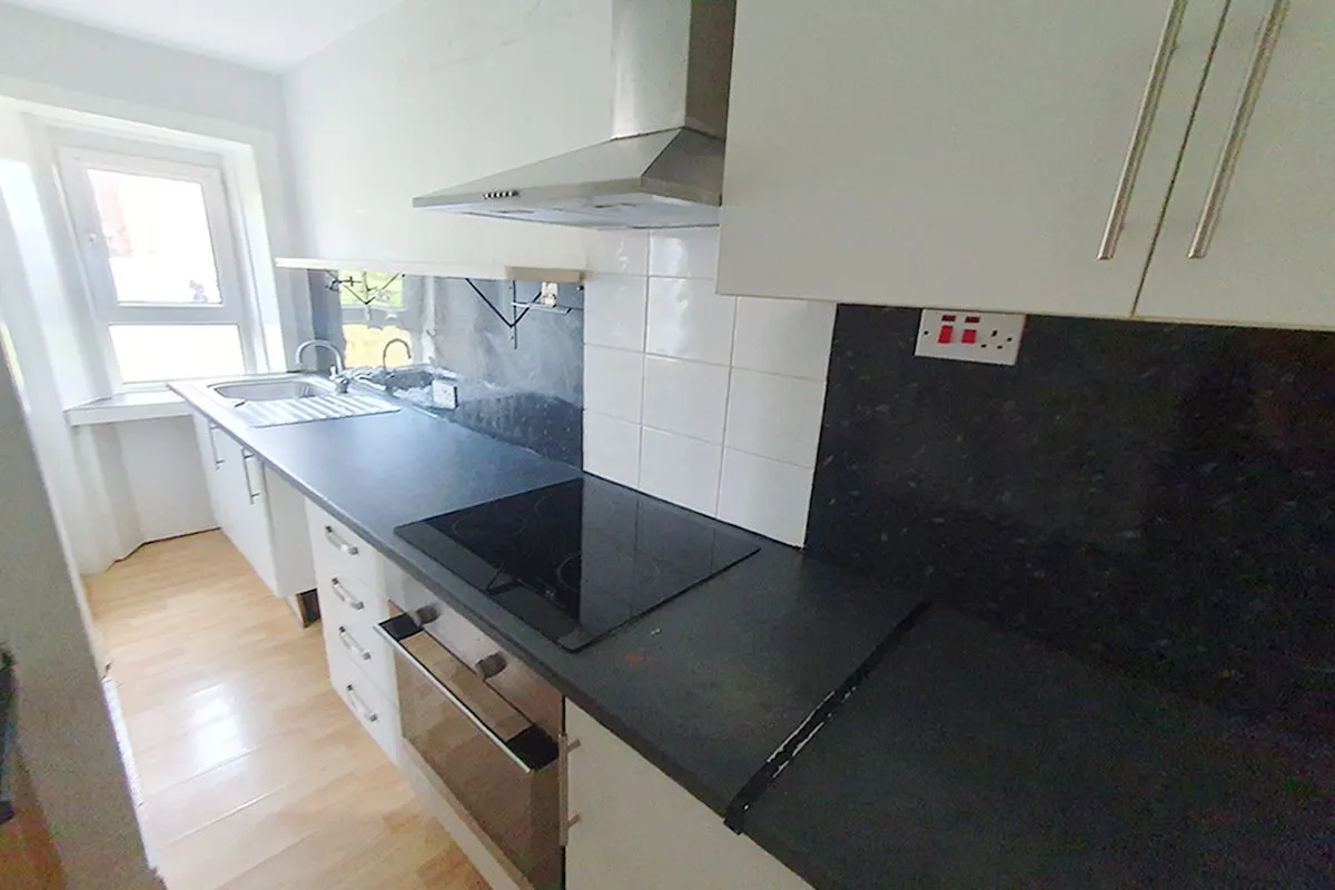 2 Bedroom   Flat