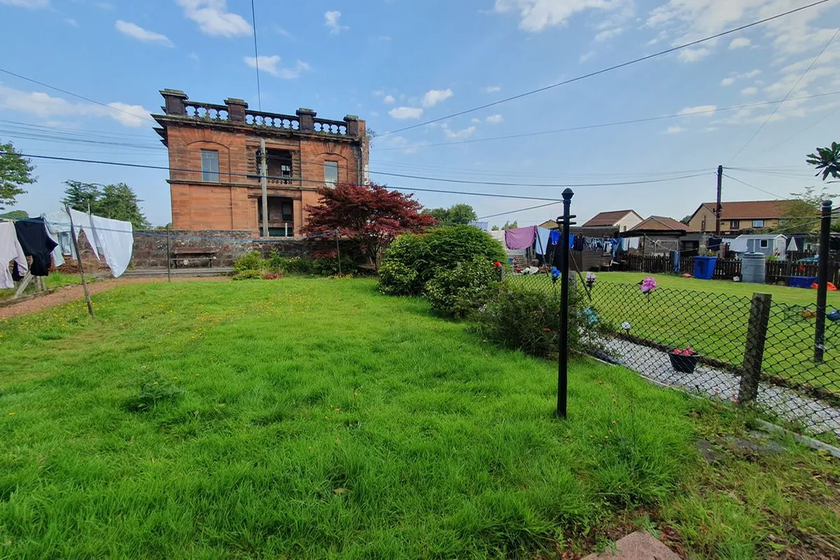 2 Bedroom   Flat
