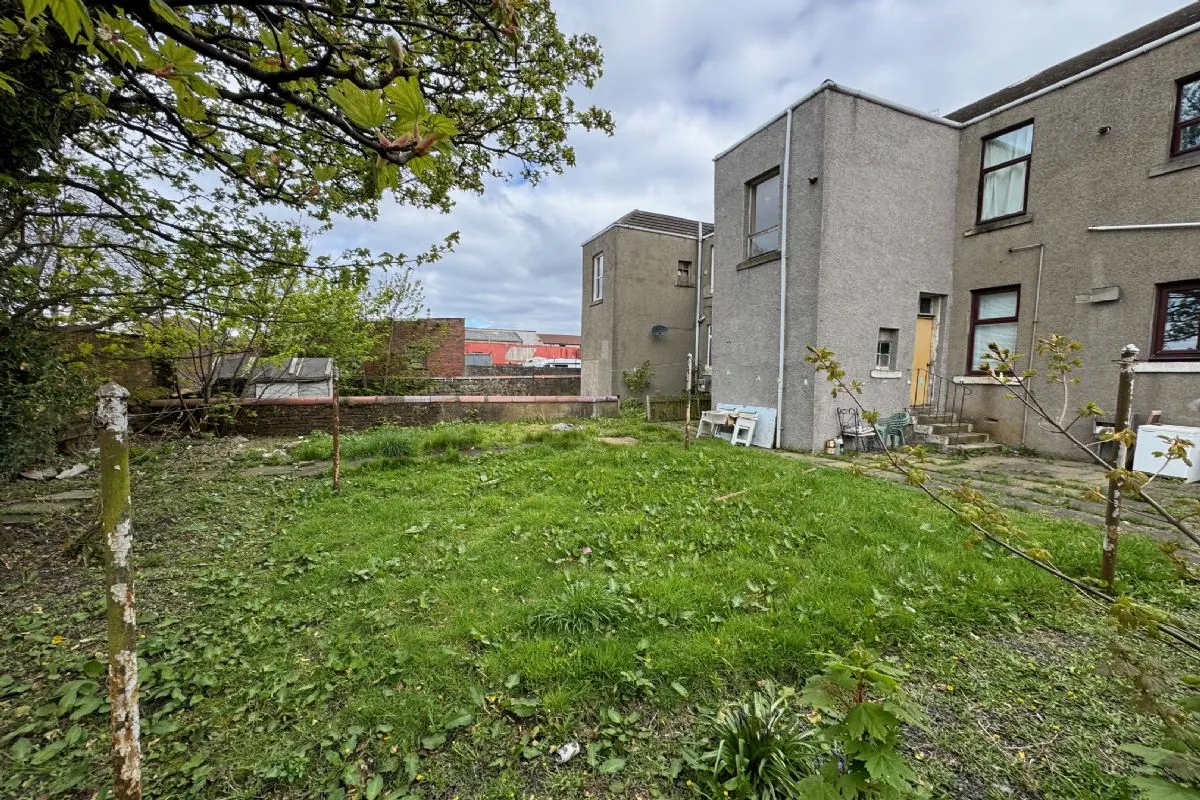 1 Bedroom   Flat