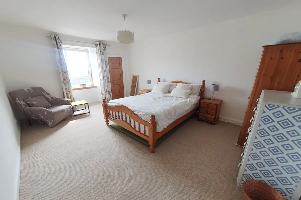 2 Bedroom   Flat