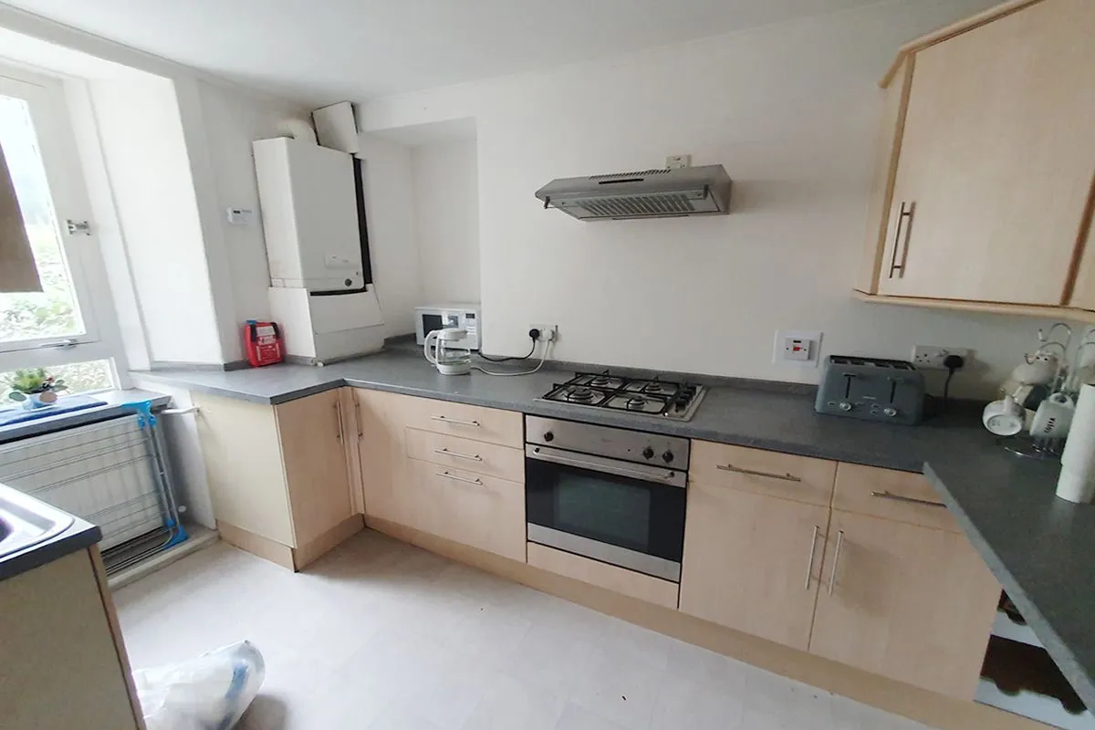 2 Bedroom   Flat