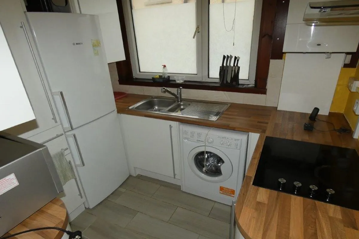 2 Bedroom   Flat