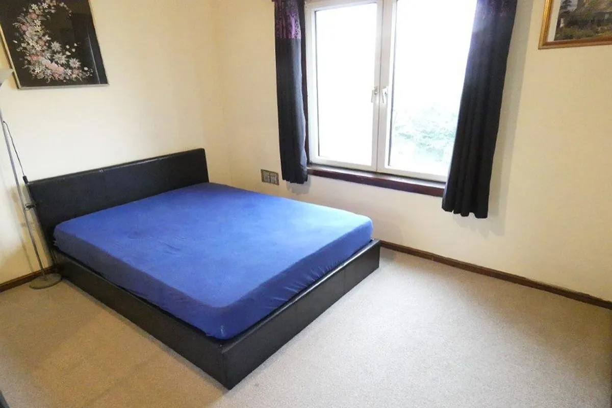 2 Bedroom   Flat