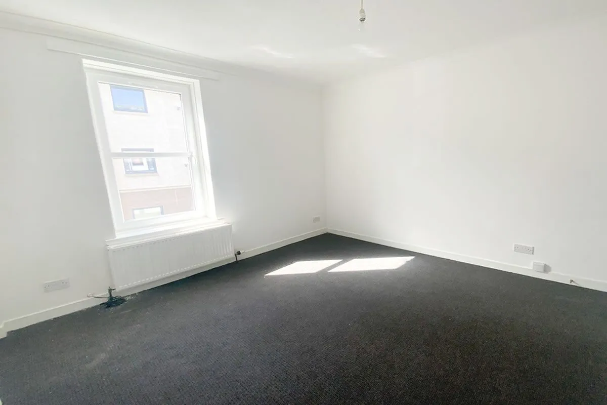 1 Bedroom   Flat