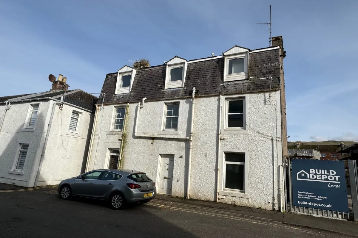 1 Bedroom   Flat