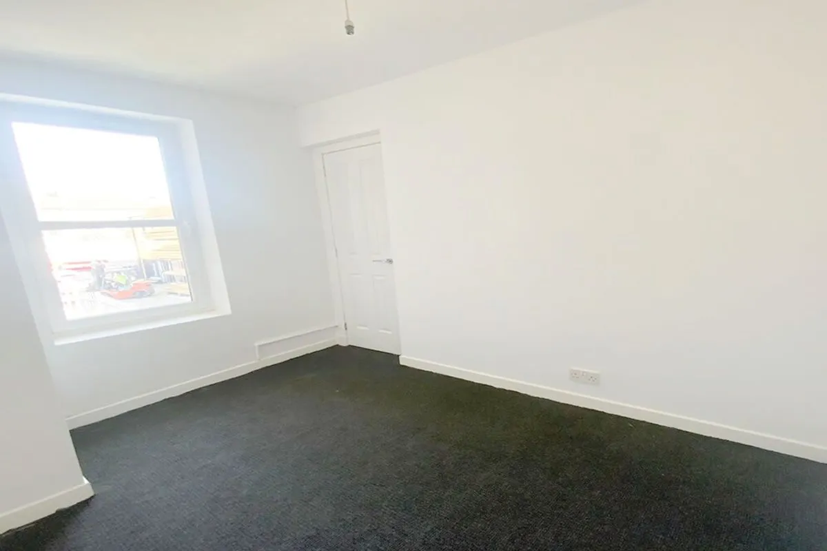 1 Bedroom   Flat