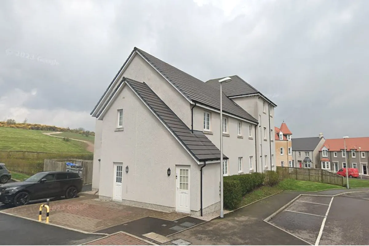 2 Bedroom   Flat