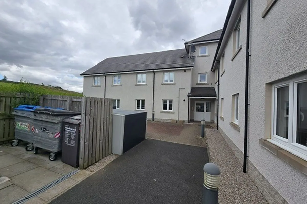 2 Bedroom   Flat