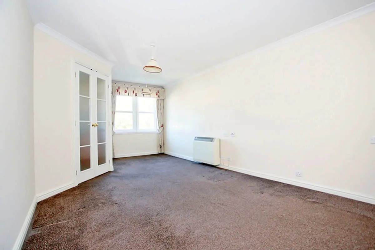 1 Bedroom   Flat