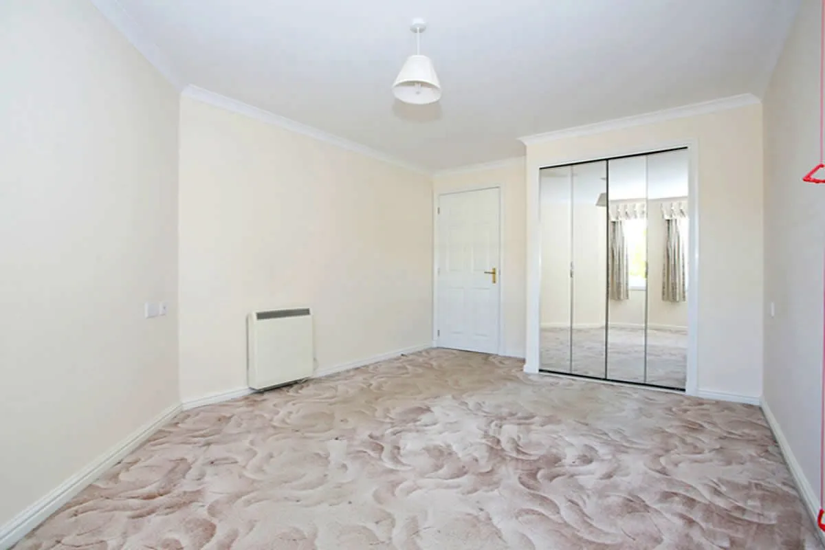 1 Bedroom   Flat