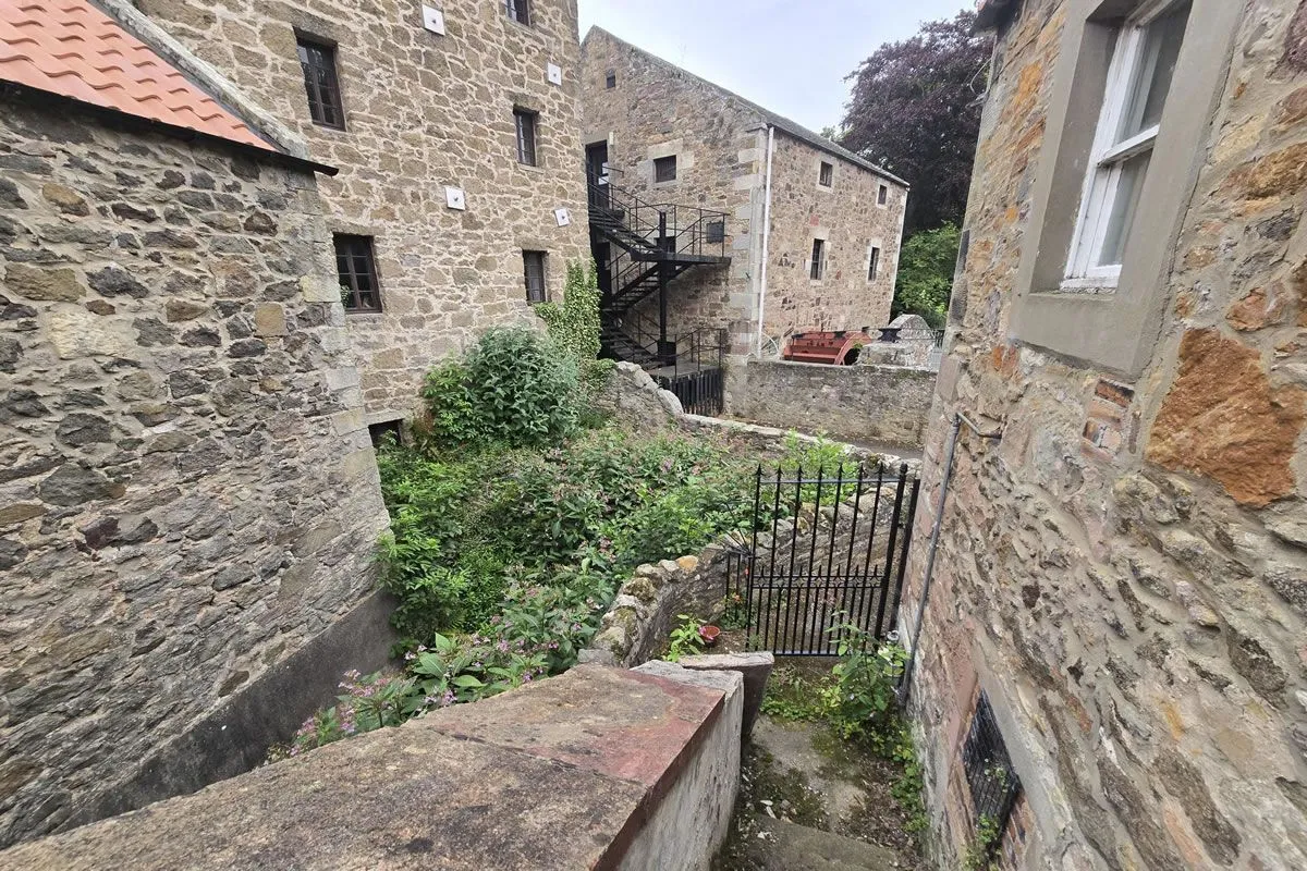 1 Bedroom   Flat