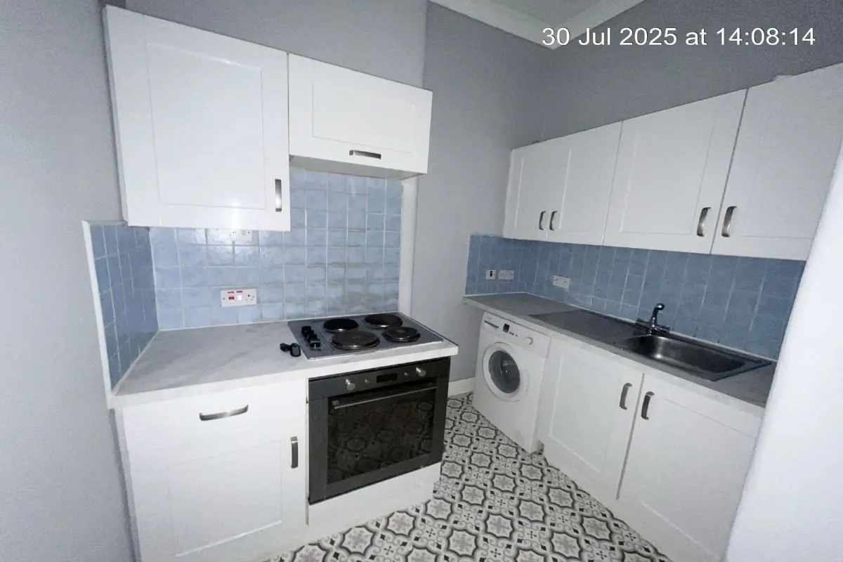 2 Bedroom   Flat