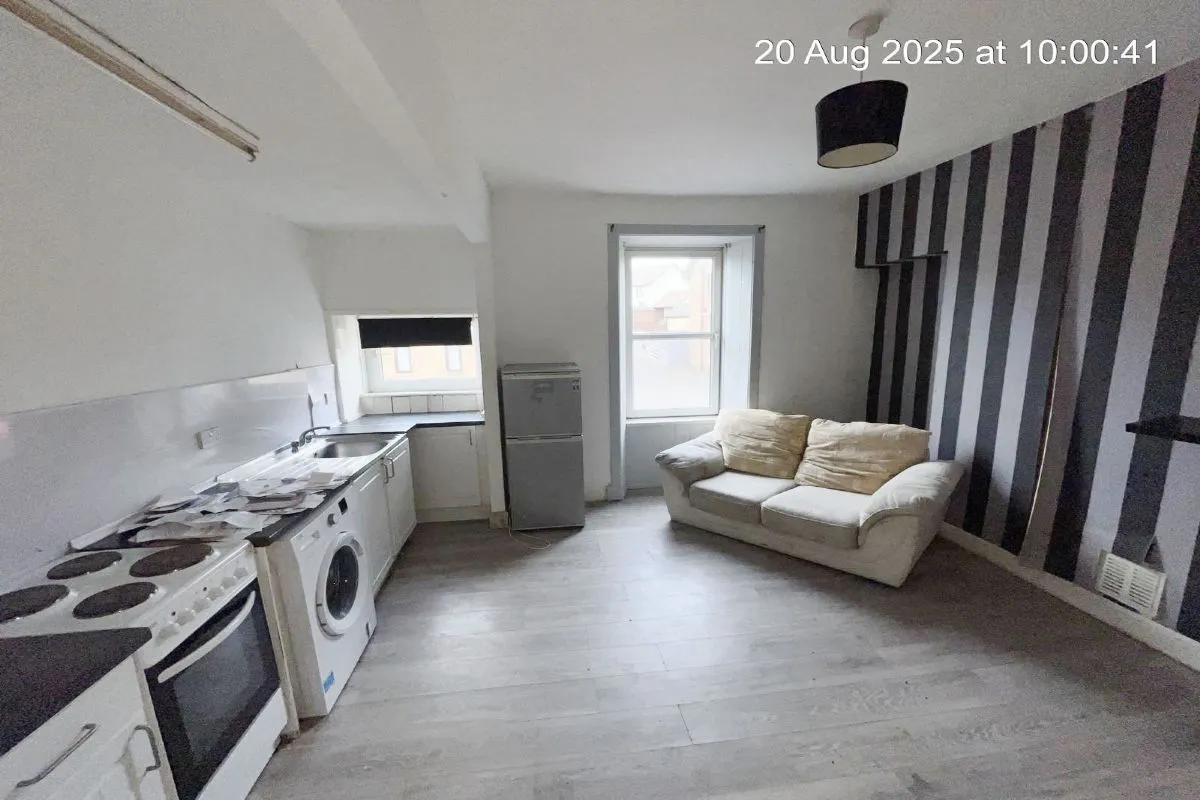1 Bedroom   Flat