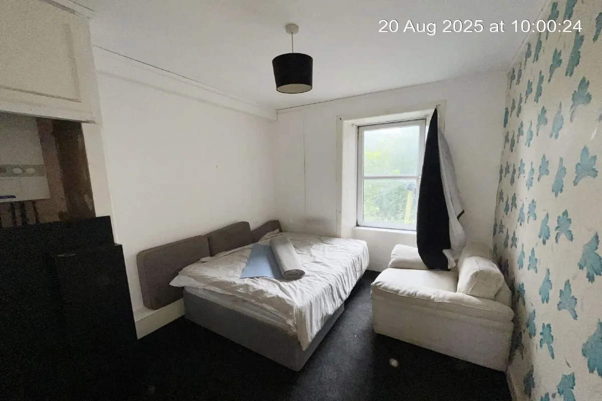 1 Bedroom   Flat