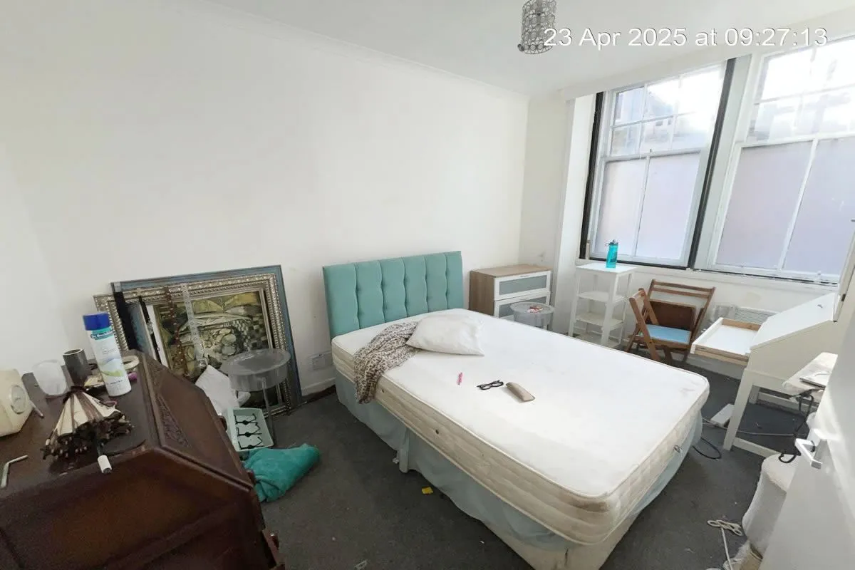 1 Bedroom   Flat