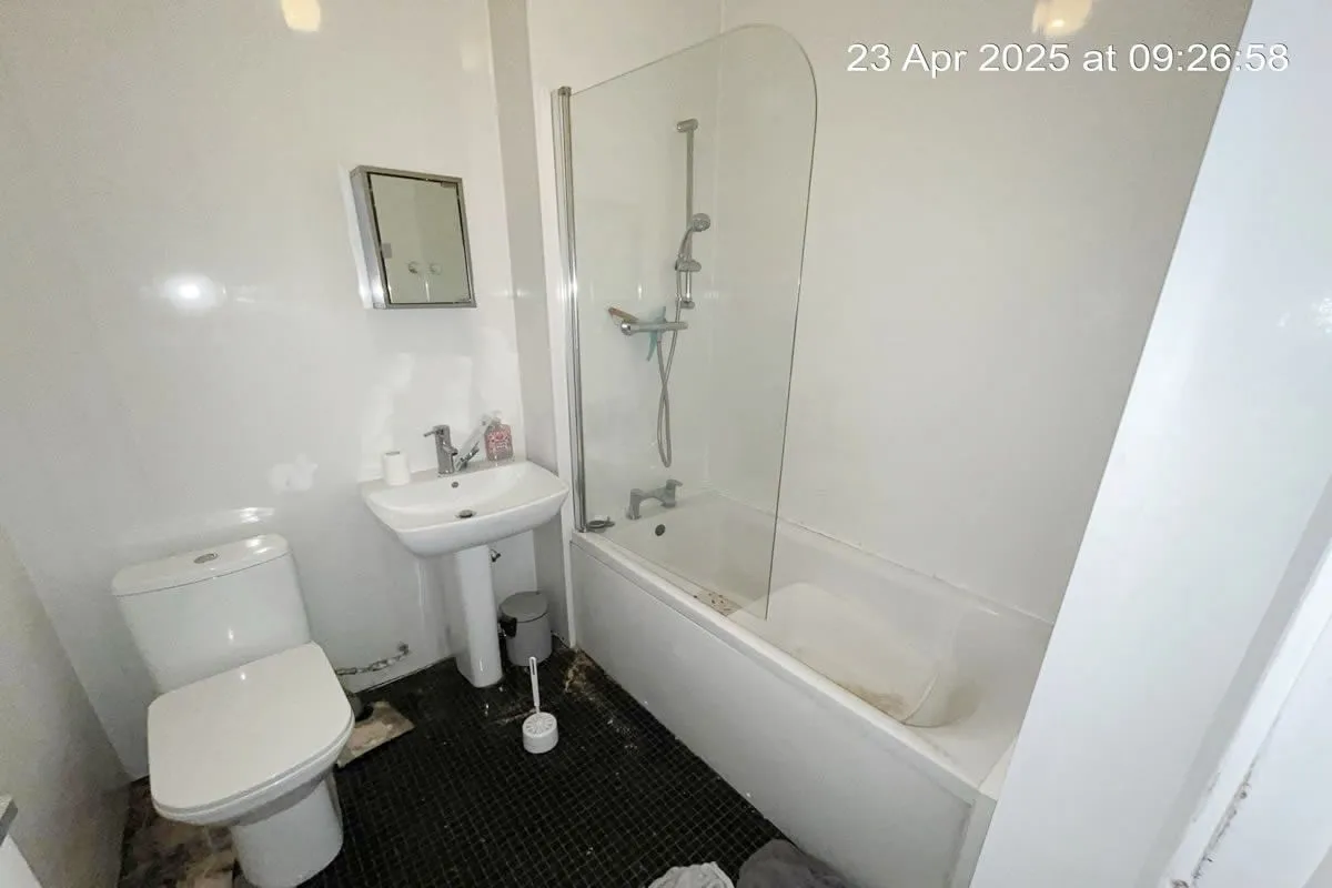 1 Bedroom   Flat
