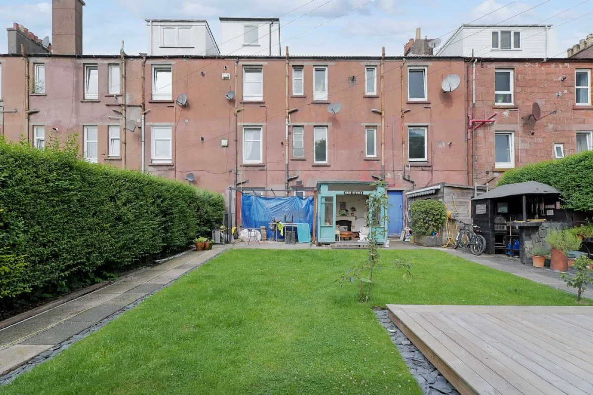 1 Bedroom   Flat