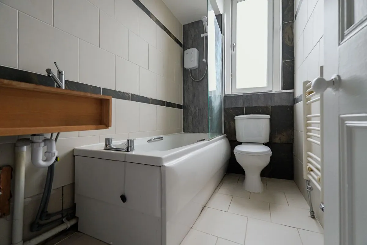 1 Bedroom   Flat