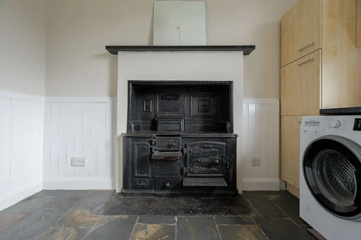 1 Bedroom   Flat
