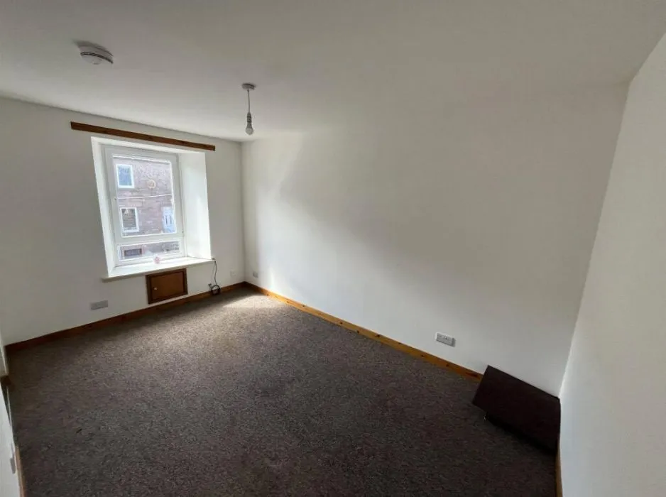 1 Bedroom   Flat