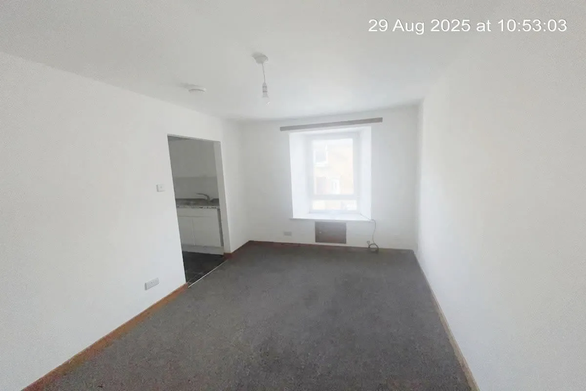 1 Bedroom   Flat