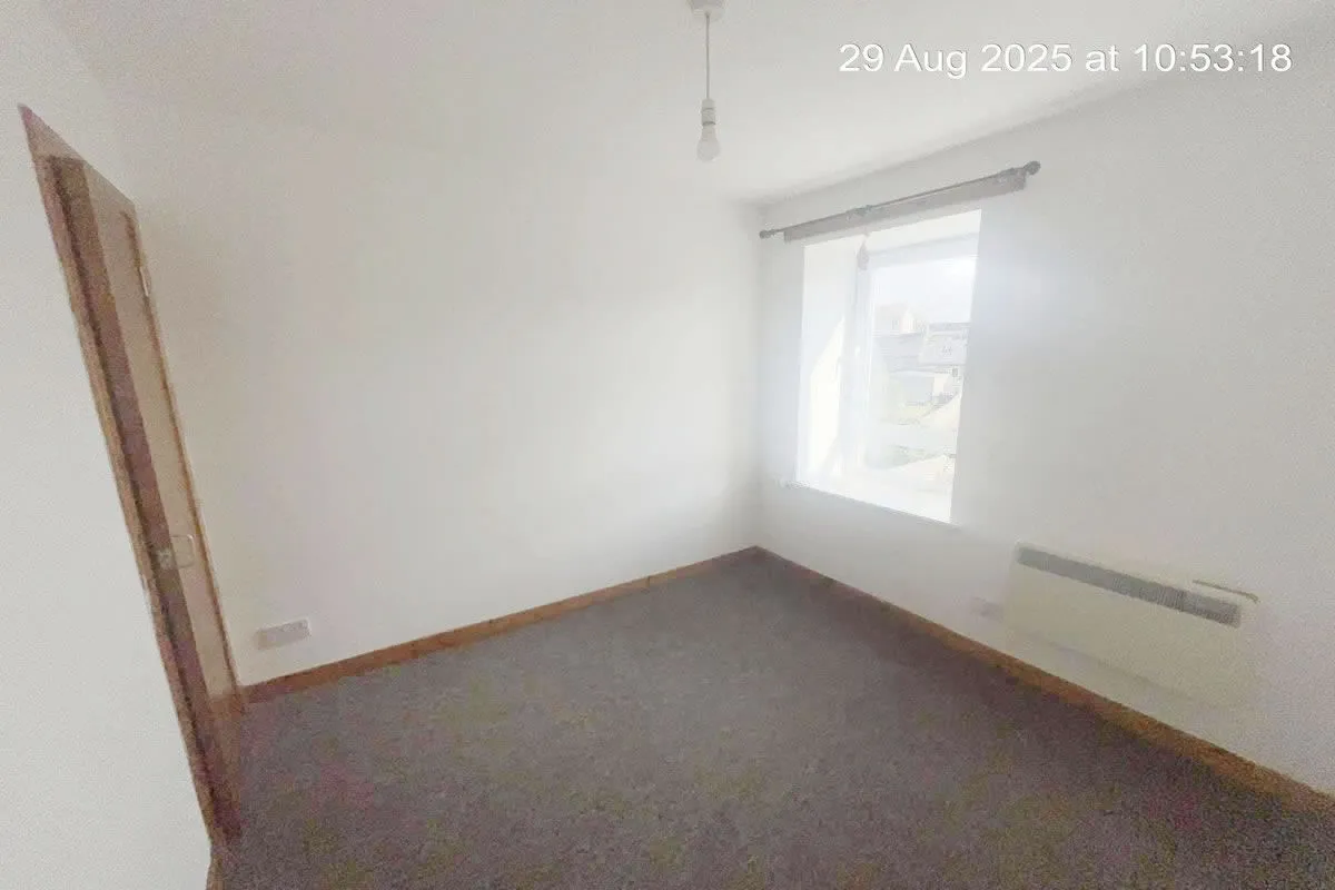 1 Bedroom   Flat