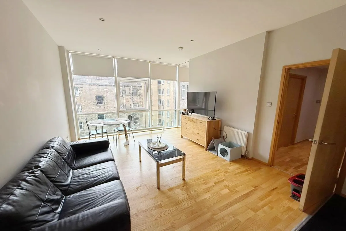 1 Bedroom   Flat