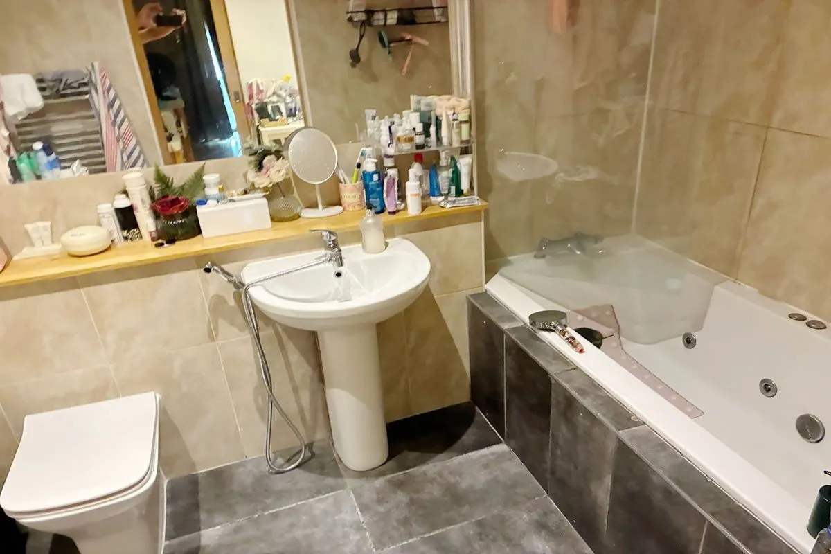 1 Bedroom   Flat