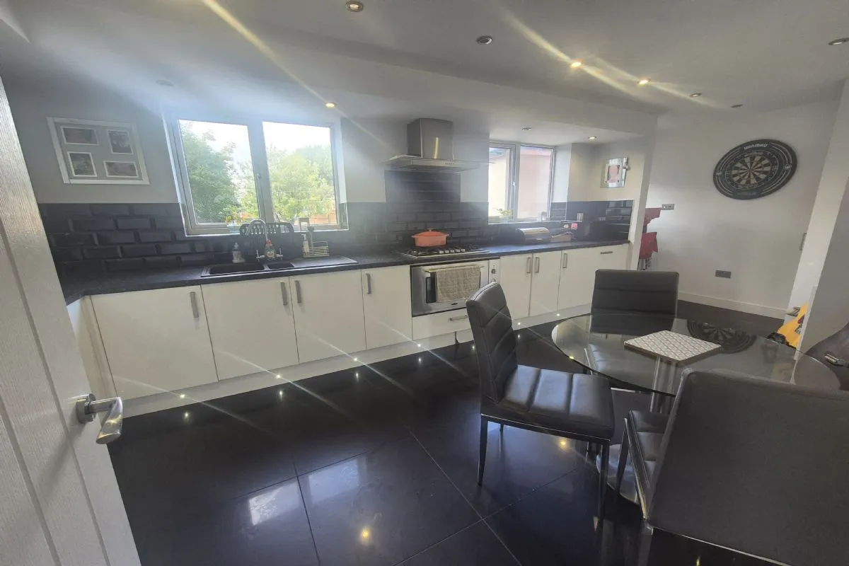 3 Bedroom   House