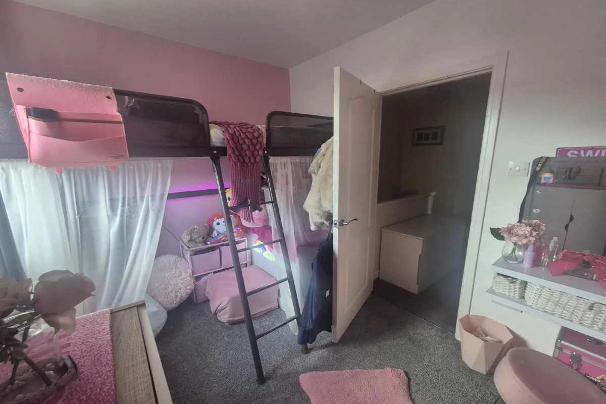 3 Bedroom   House