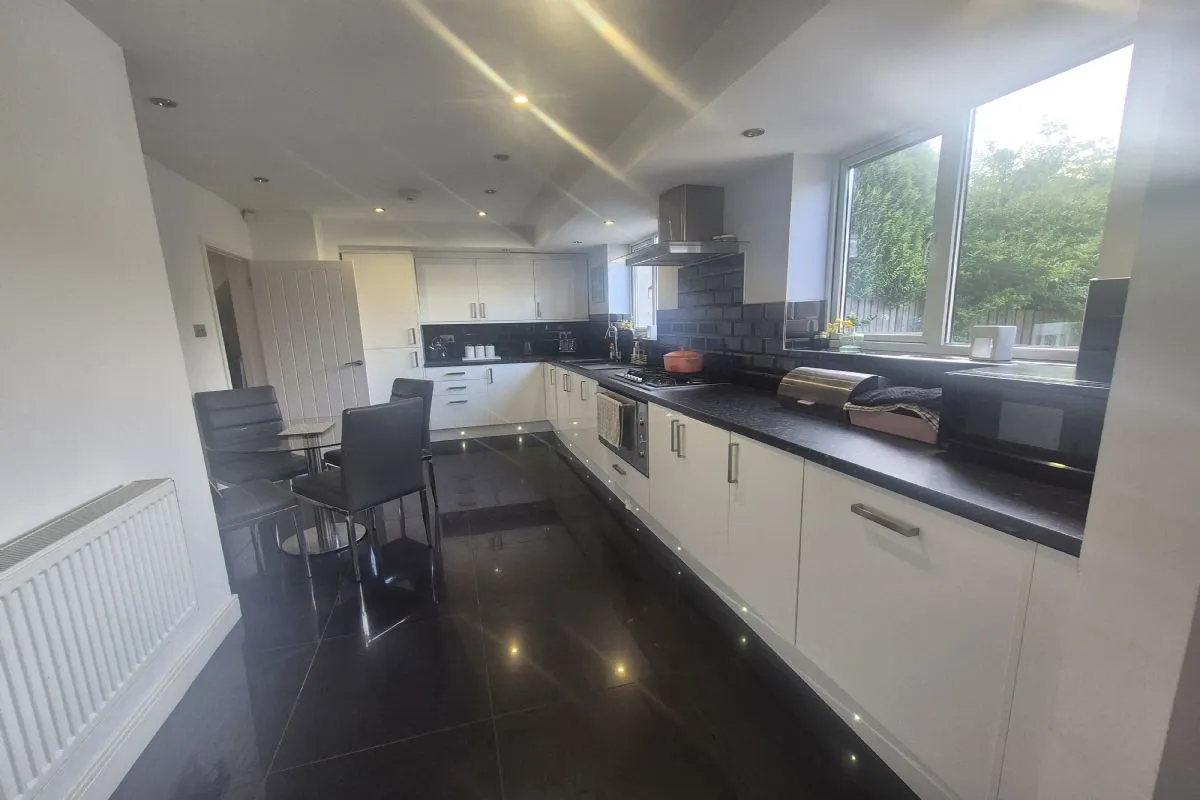 3 Bedroom   House